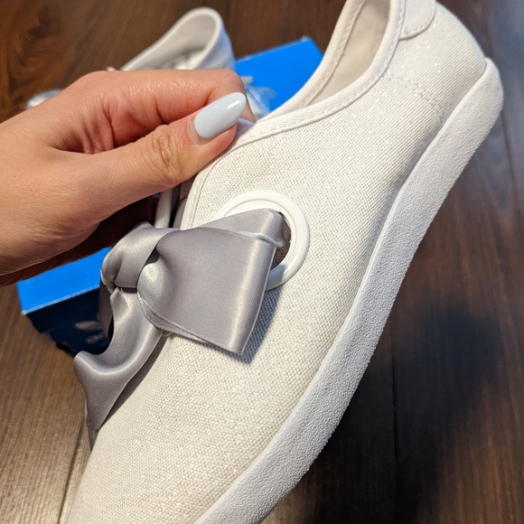 Adidas Japan Limited Sneakers - Picture 3 of 4